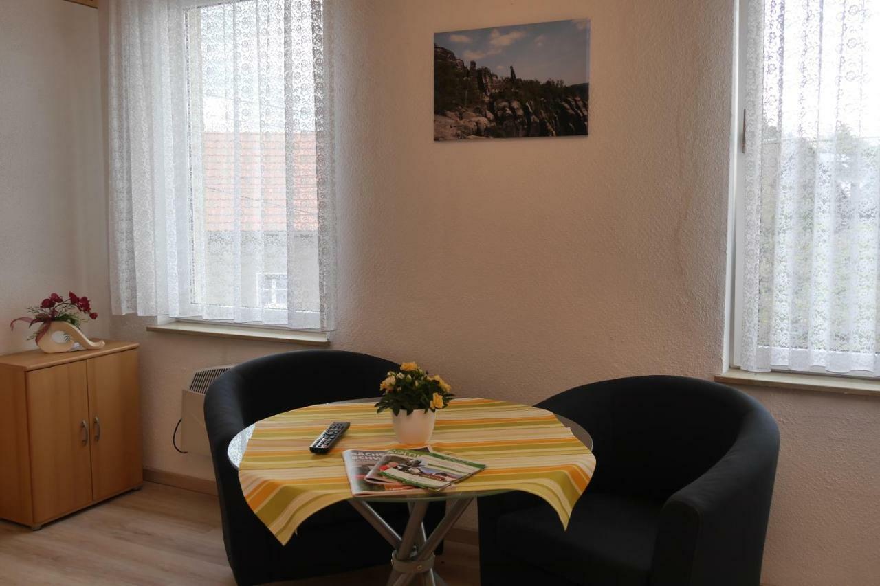 Ferienhaus "Zur Alten Schule" Mittelndorf Kültér fotó